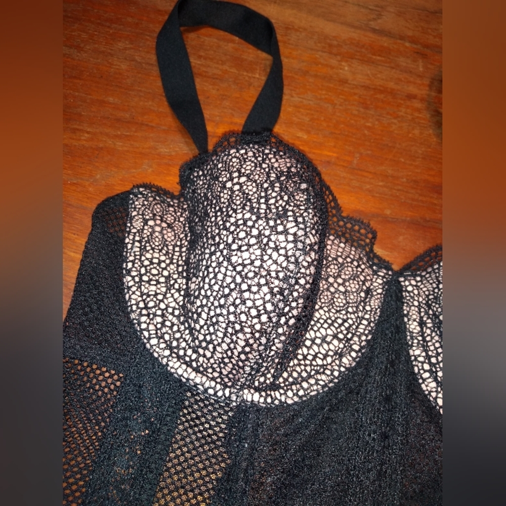 Sexy Black Merry Widow, Corset, No Size 26 Inches Across Breast, Built-I… - Picture 7 of 15